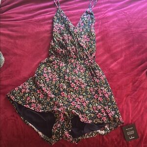 Floral Spaghetti Strap Romper